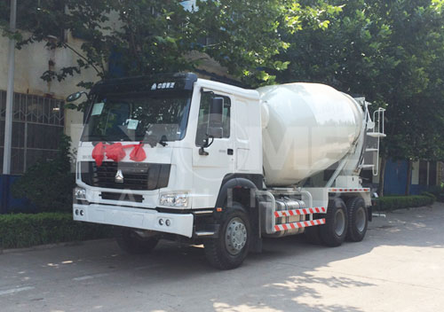 <b>HM14-D Concrete Mixer Truck</b>