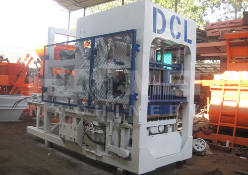 QT6-15 block making machine