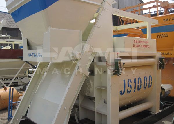 2015-04-30, JS1000 Concrete Mixer and PLD1600 Batching Plant to Sri Lanka