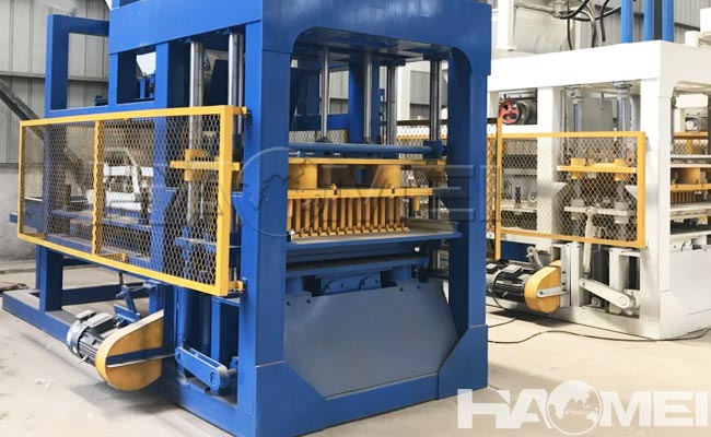automatic concrete hollow block making machine